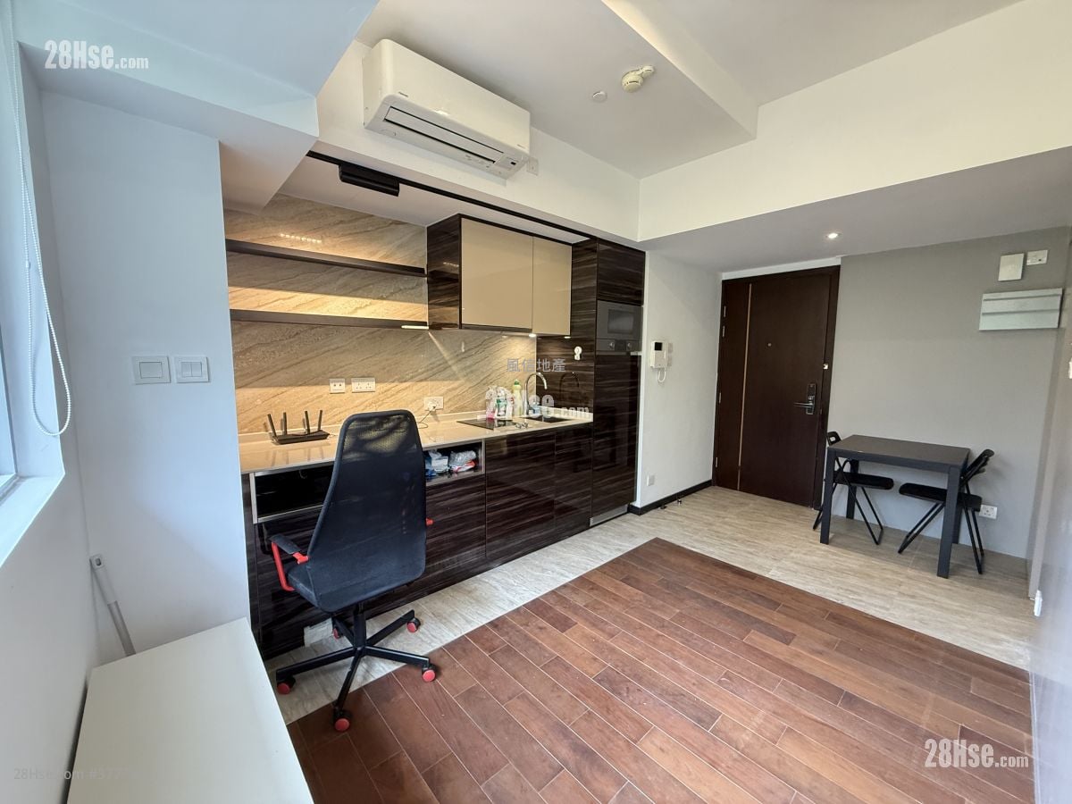 Eivissa Crest Sell 1 Bedroom , 1 Bathroom 306 ft²