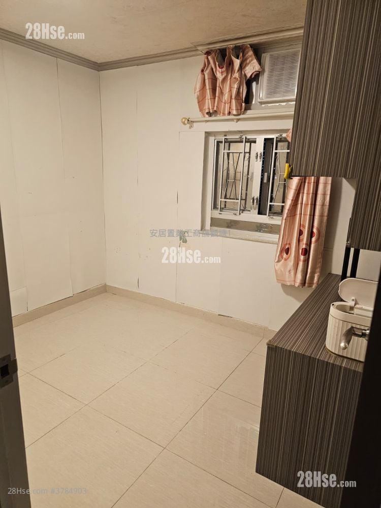 Ka Tin Court Sell 469 ft²