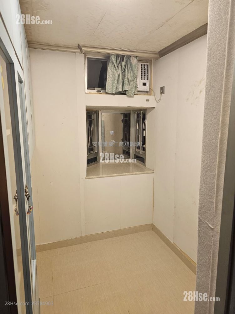 Ka Tin Court Sell 469 ft²