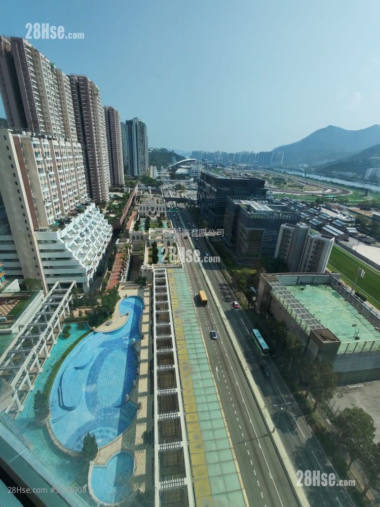 The Palazzo Rental 4 Bedrooms , 2 Bathrooms 1,461 ft²