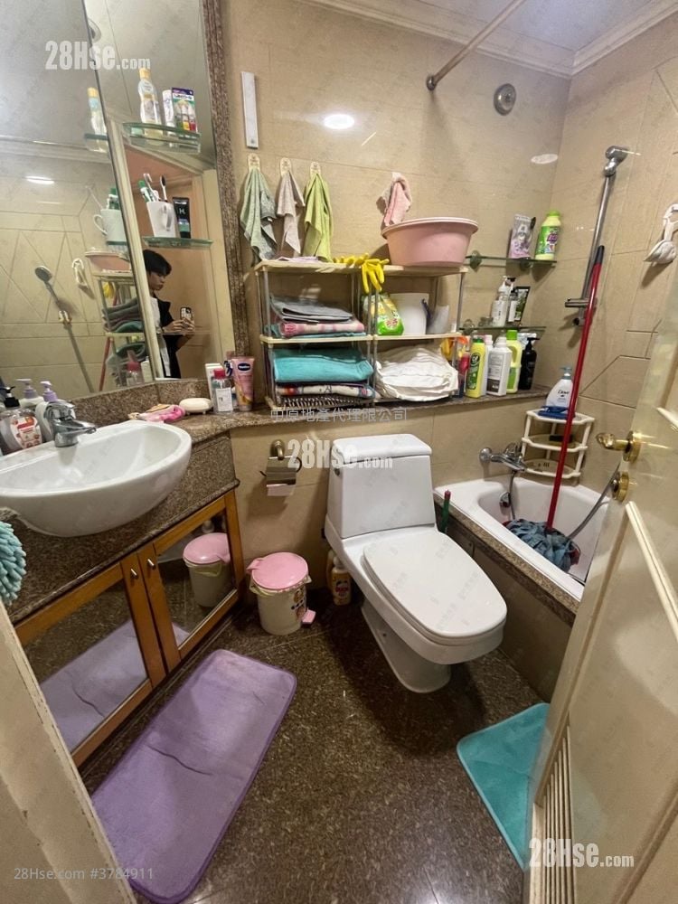 映湾园 售盘 3 房 , 2 浴室 956 平方尺