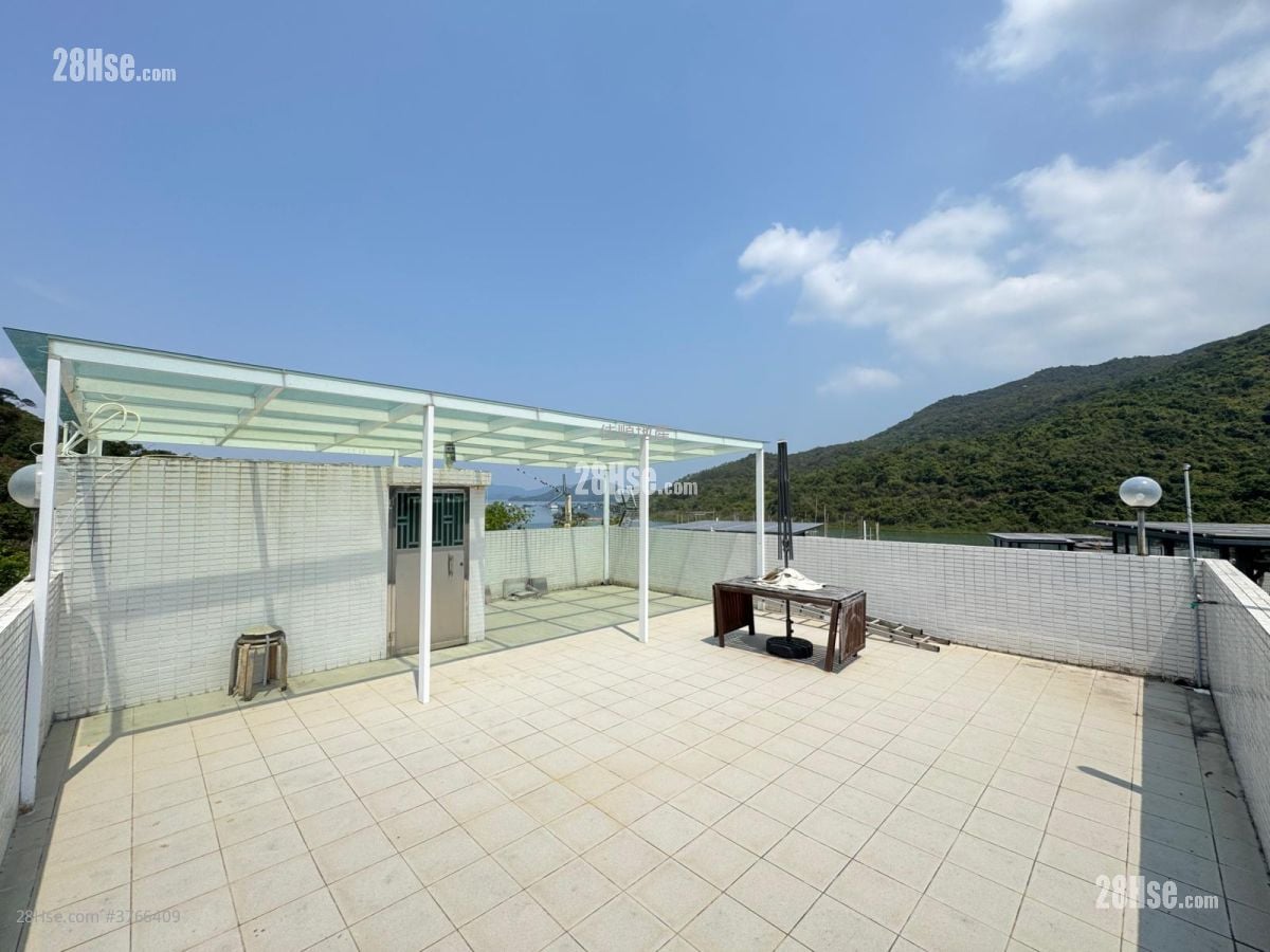 Village Rental 3 Bedrooms , 1 Bathroom