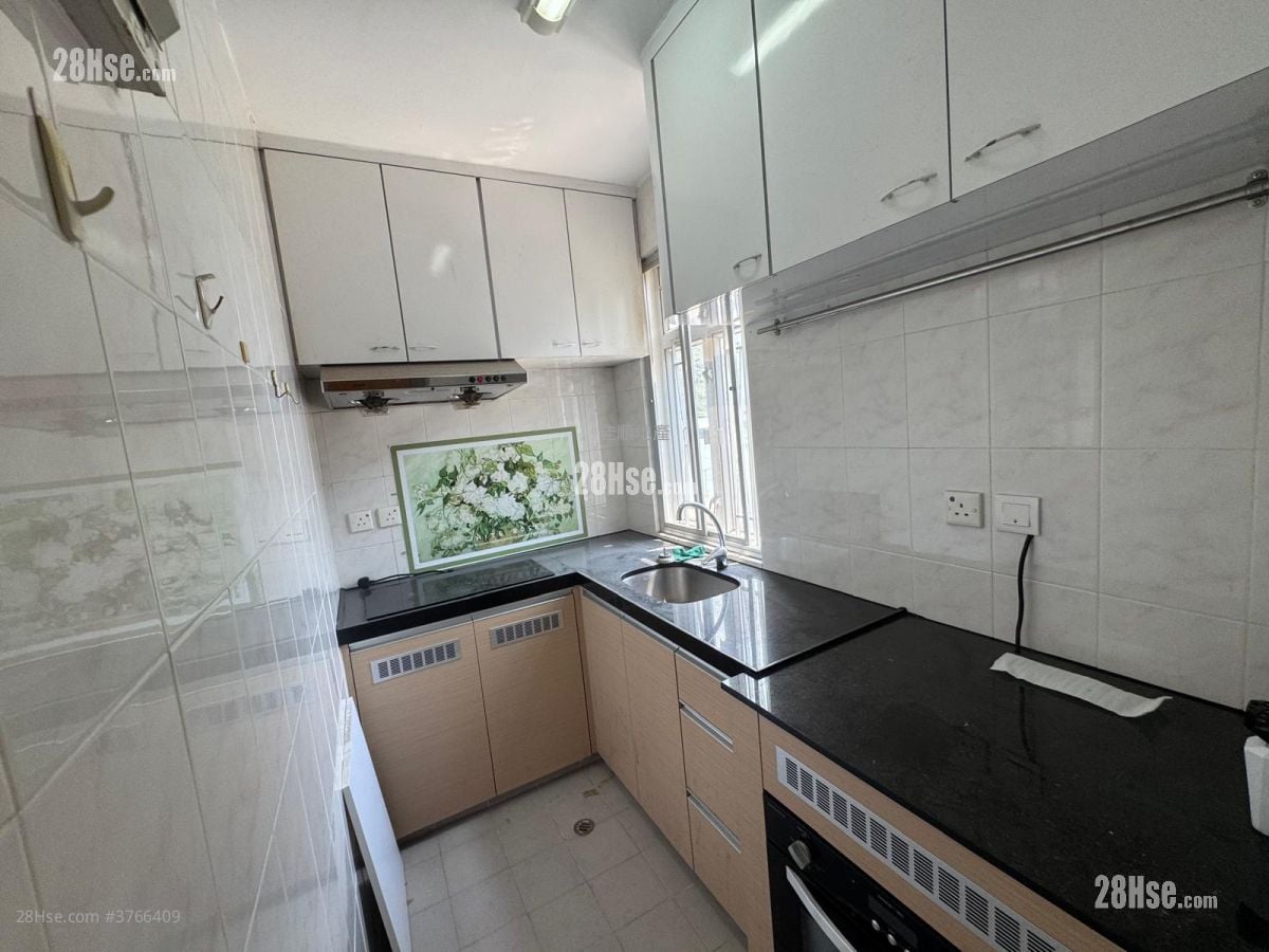 Village Rental 3 Bedrooms , 1 Bathroom