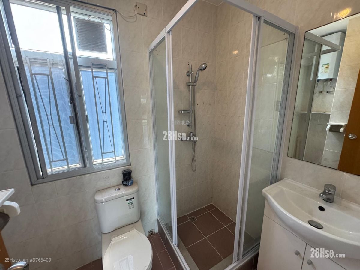 Village Rental 3 Bedrooms , 1 Bathroom