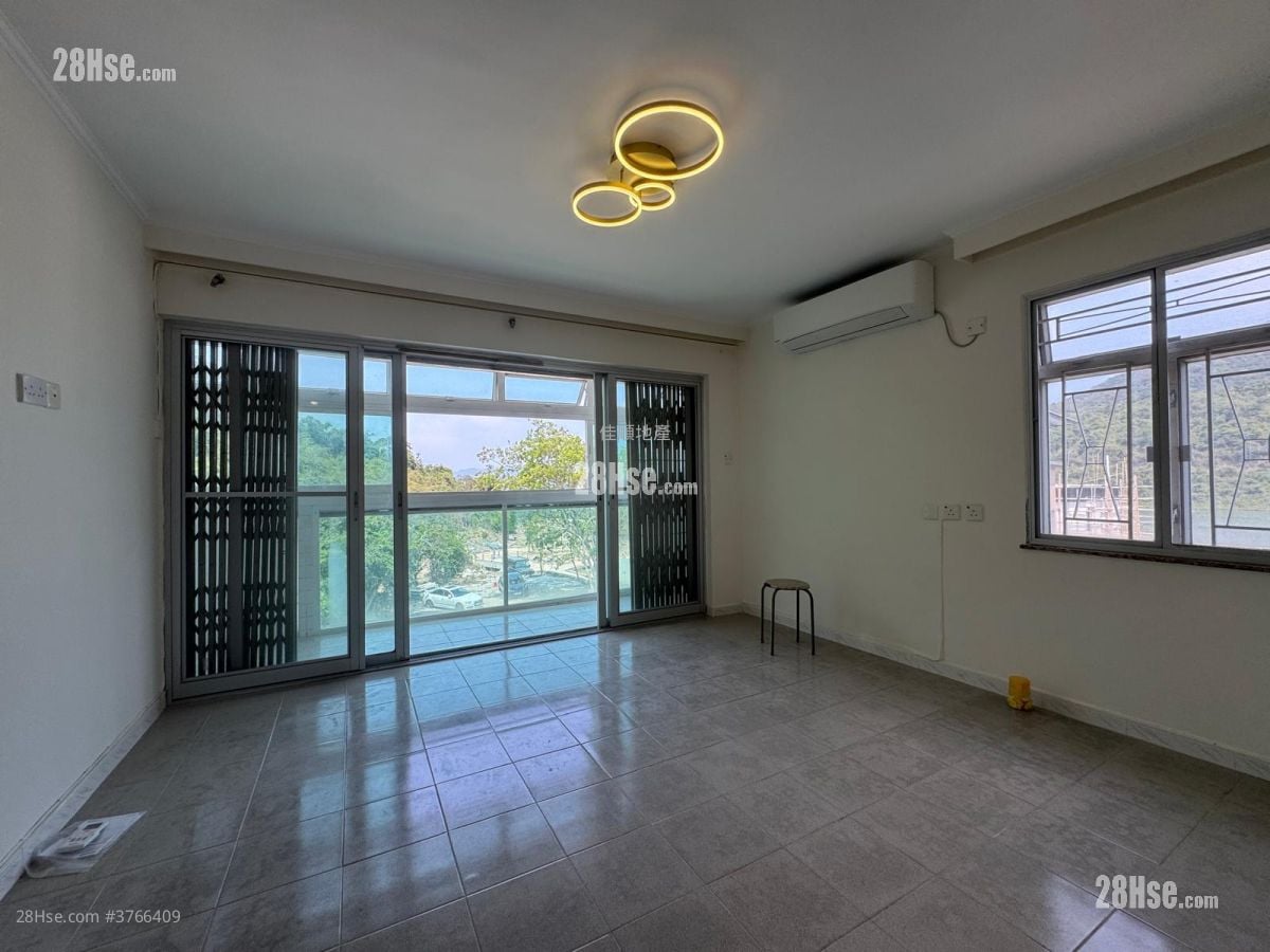 Village Rental 3 Bedrooms , 1 Bathroom