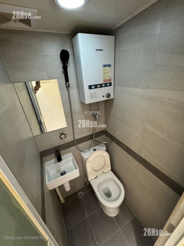 Man Wai Building Rental 1 Bedroom , 1 Bathroom 160 ft²