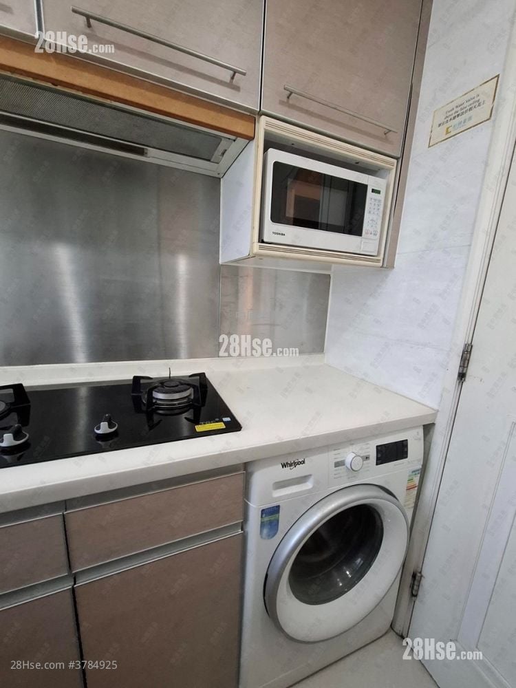 Central Park Towers Sell 2 Bedrooms , 1 Bathroom 498 ft²