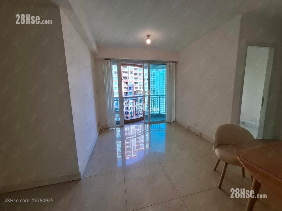 Central Park Towers Sell 2 Bedrooms , 1 Bathroom 498 ft²