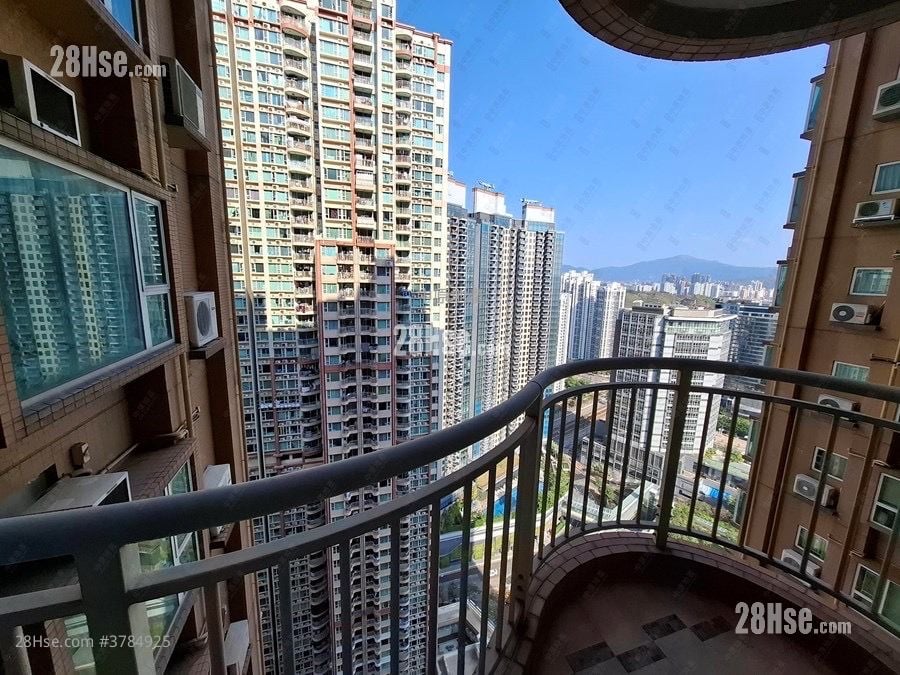 Central Park Towers Sell 2 Bedrooms , 1 Bathroom 498 ft²