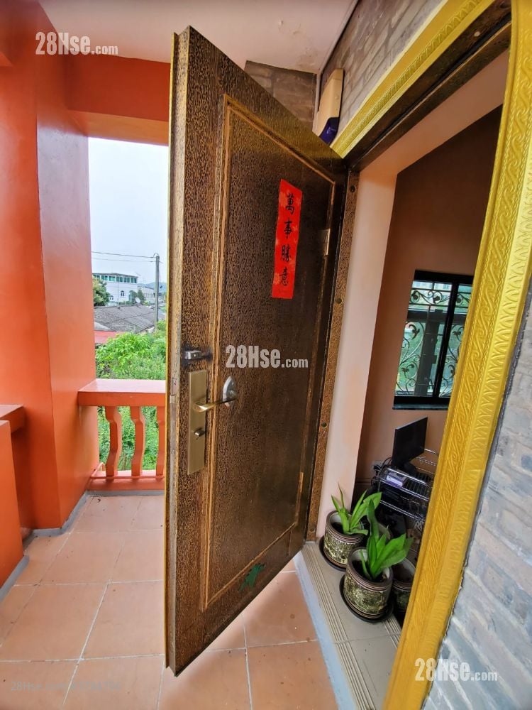 新界元朗新田新围村71号 售盘 4 房 , 1 浴室 1,400 平方尺