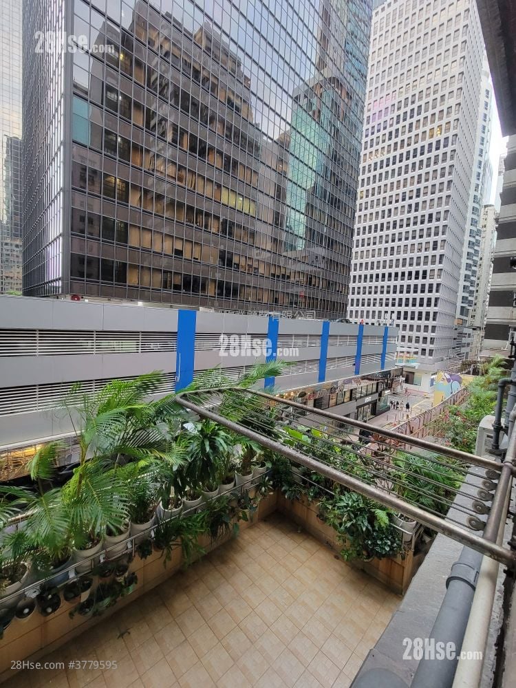 Tonnochy Towers Sell 2 Bedrooms , 1 Bathroom 367 ft²