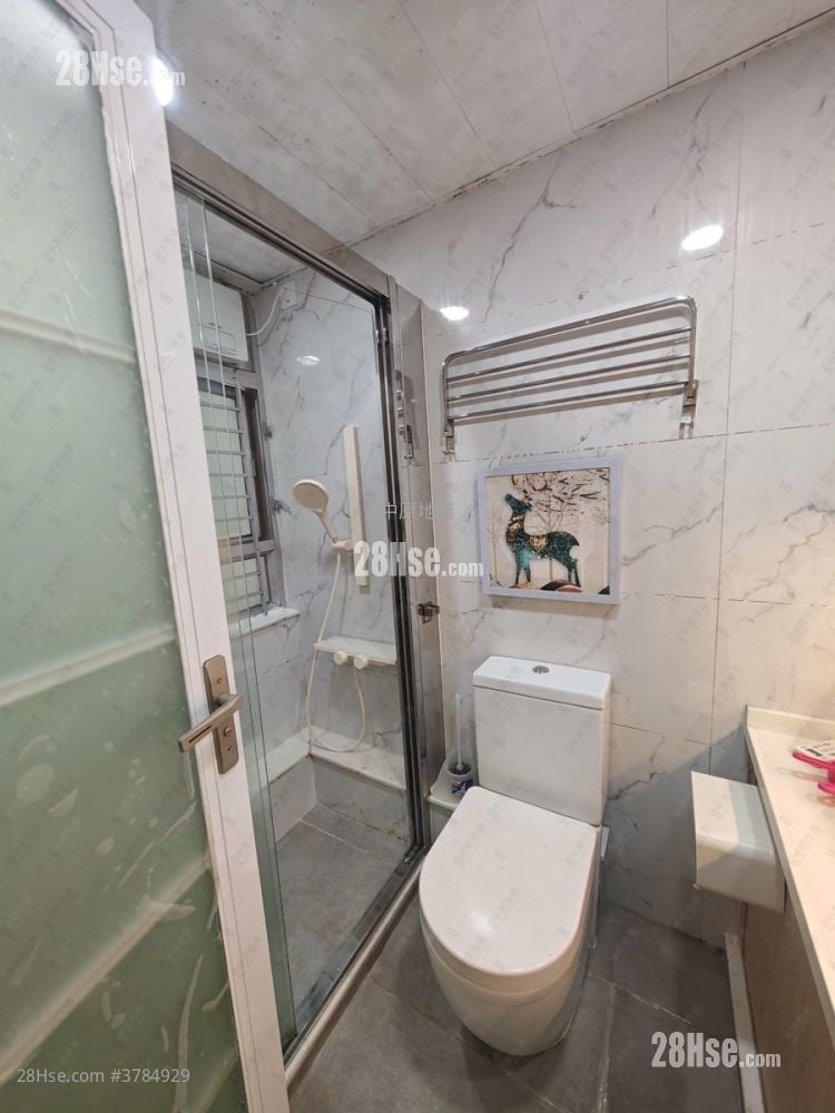 Ping Yan Court Sell 1 Bedroom , 1 Bathroom 382 ft²