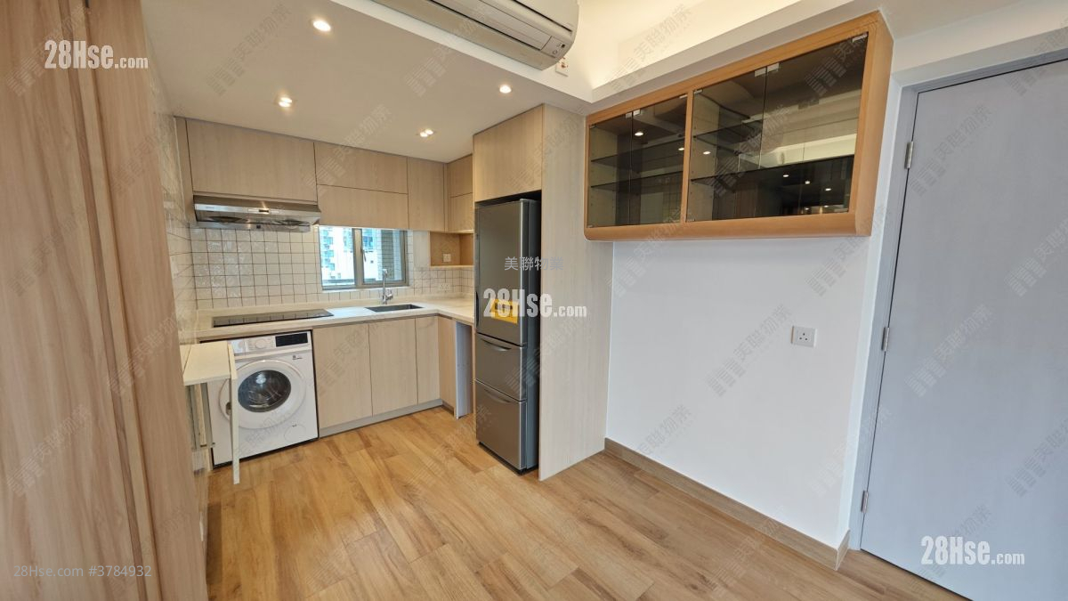 尚翘峰 售盘 3 房 , 2 浴室 607 平方尺