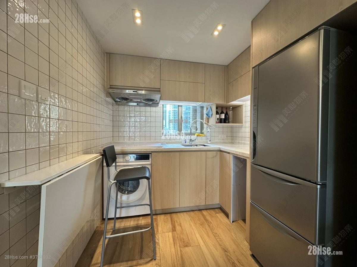 尚翘峰 售盘 3 房 , 2 浴室 607 平方尺