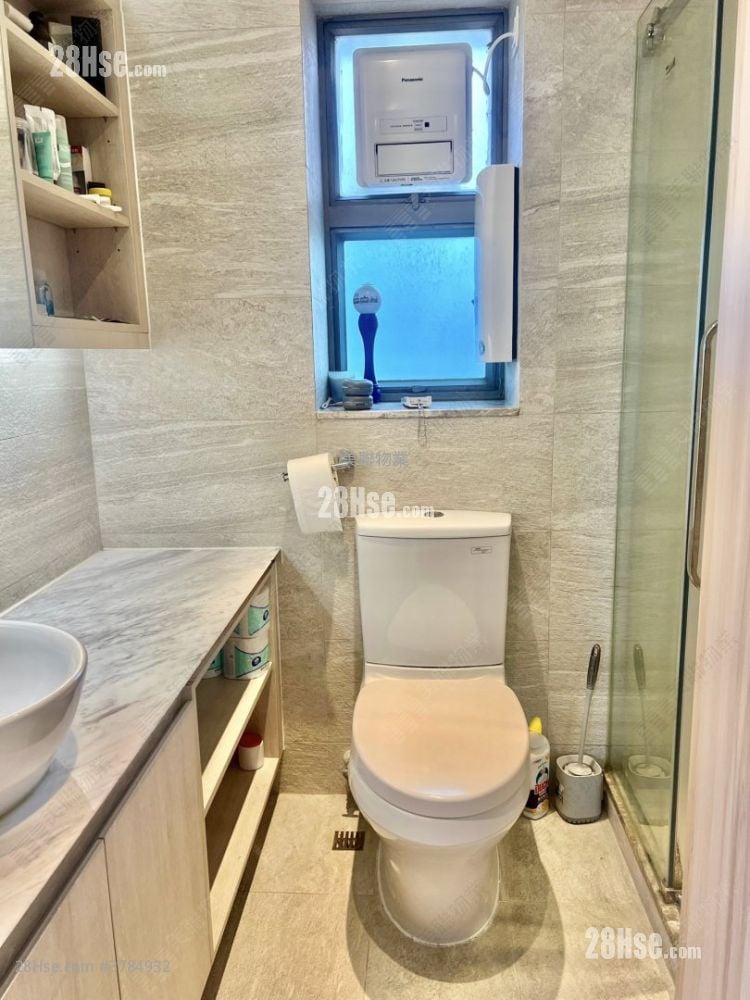 尚翘峰 售盘 3 房 , 2 浴室 607 平方尺