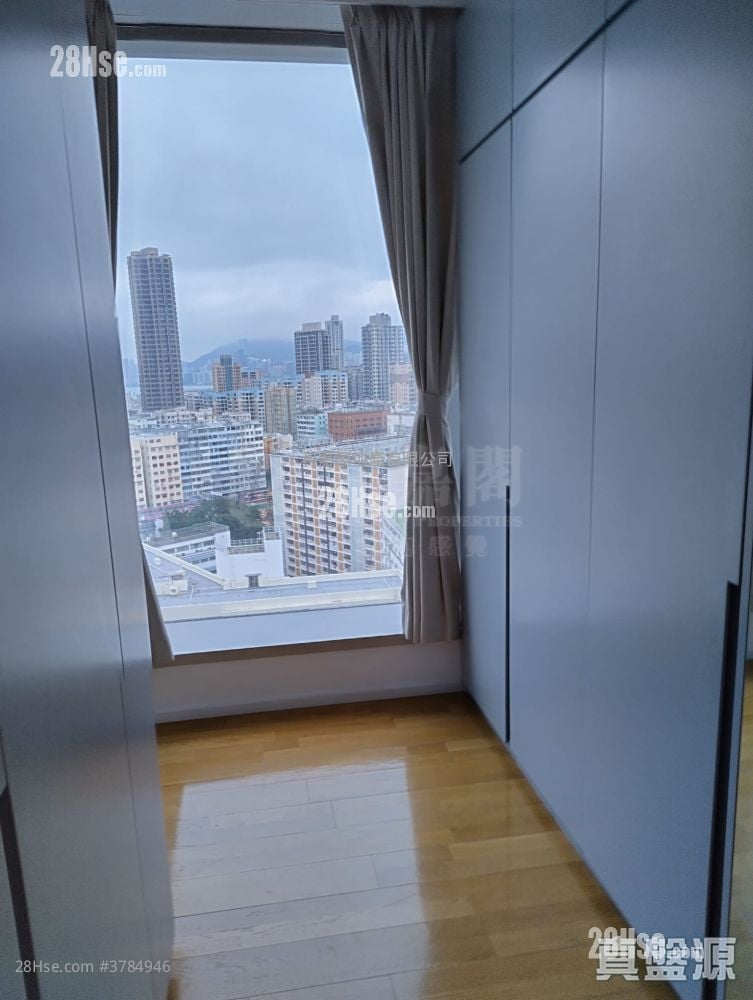 Forfar Rental 3 Bedrooms , 4 Bathrooms