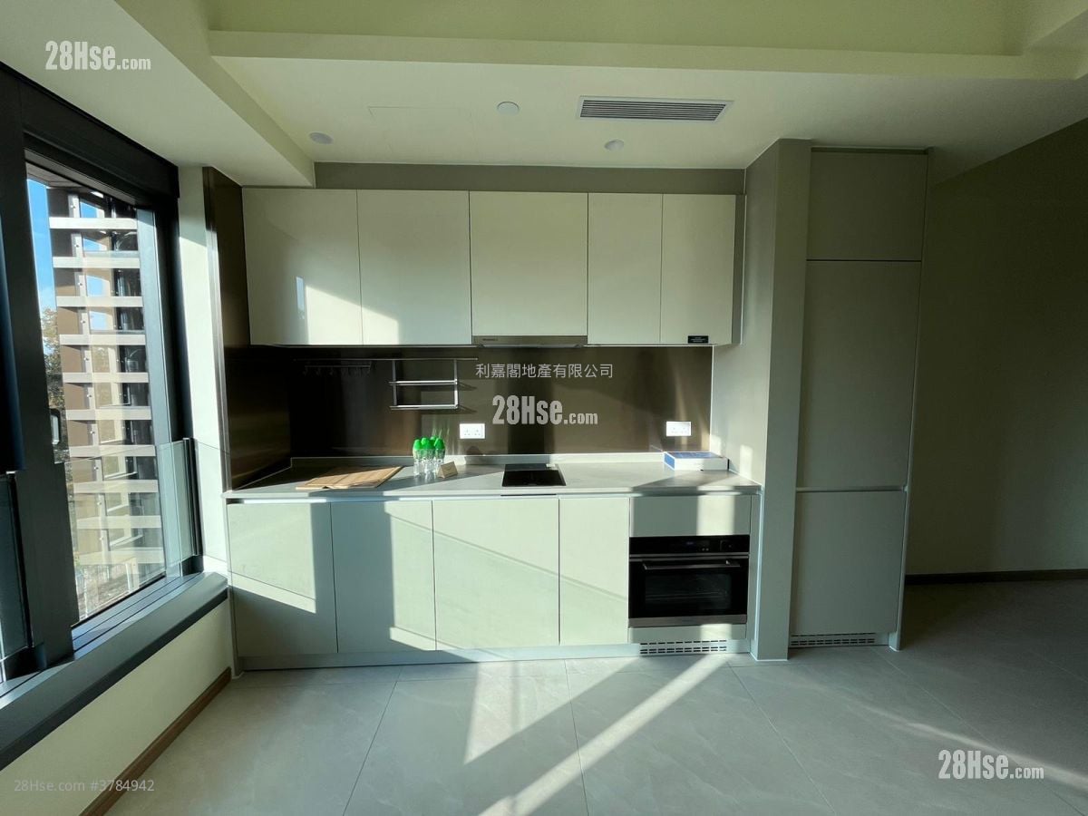 #Lyos Sell 1 Bathroom 205 ft²