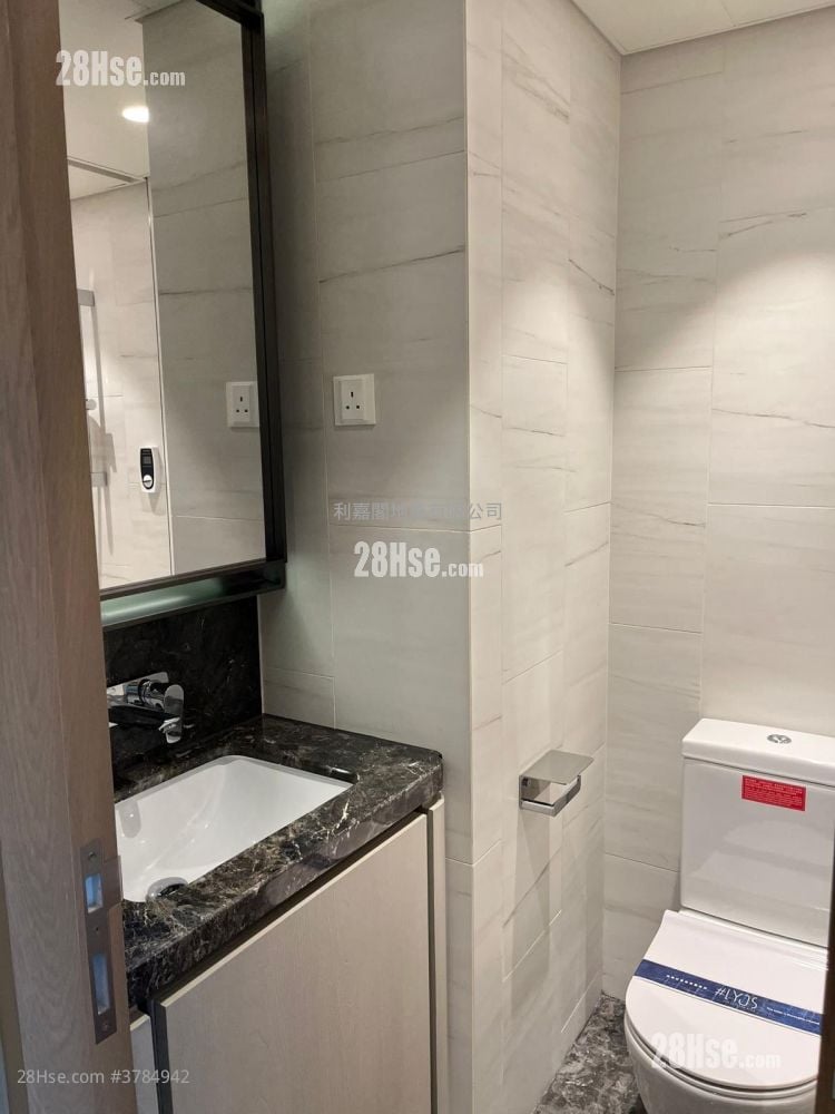 #Lyos Sell 1 Bathroom 205 ft²