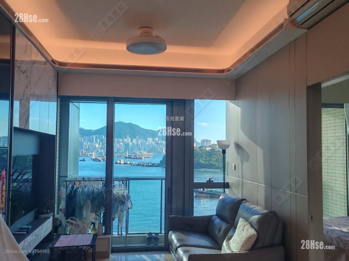 维港滙 售盘 3 房 797 平方尺