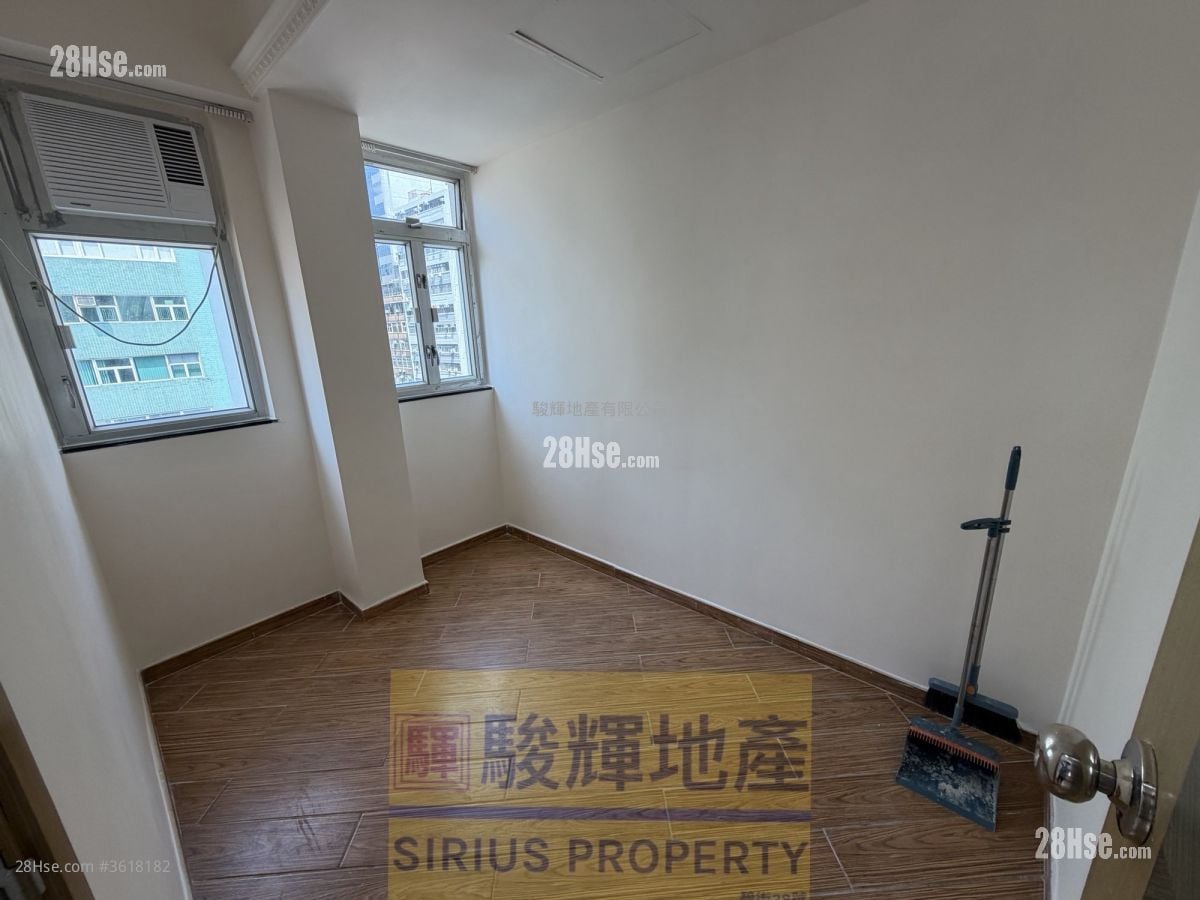 Pat Chun Mansion Sell 2 Bedrooms , 1 Bathroom 246 ft²