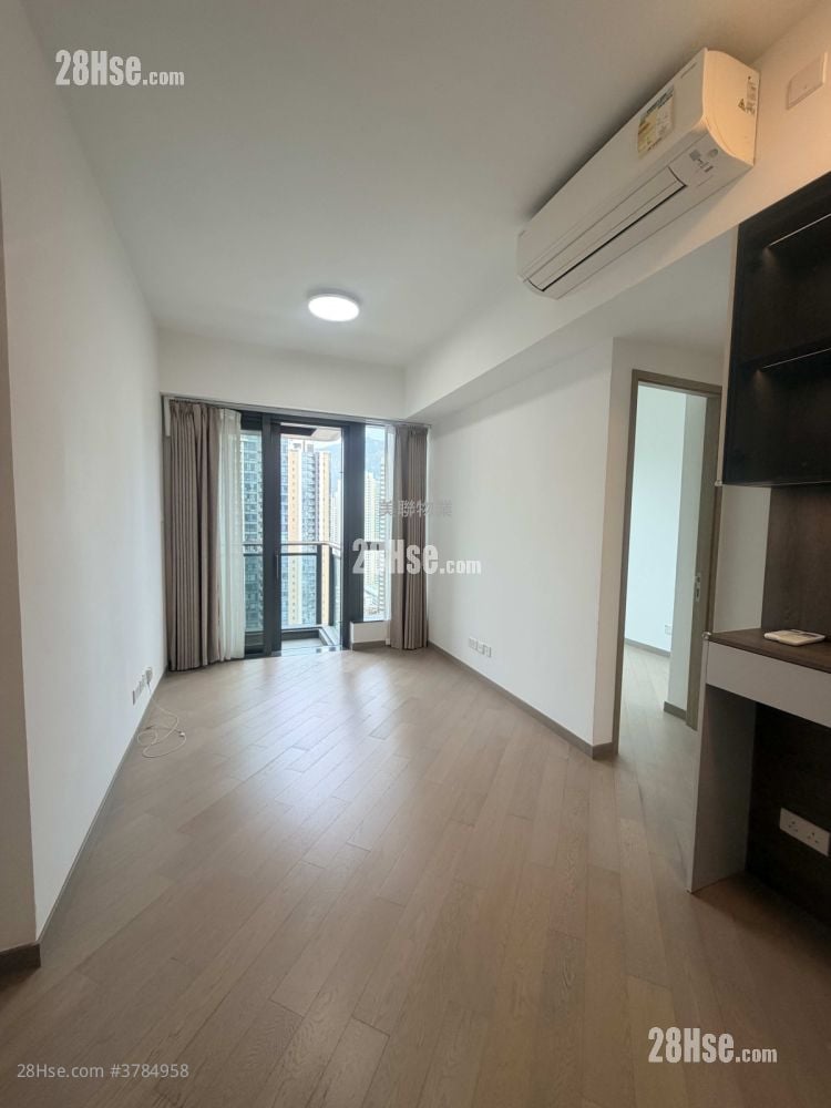 Upper River Bank Sell 2 Bedrooms , 1 Bathroom 585 ft²