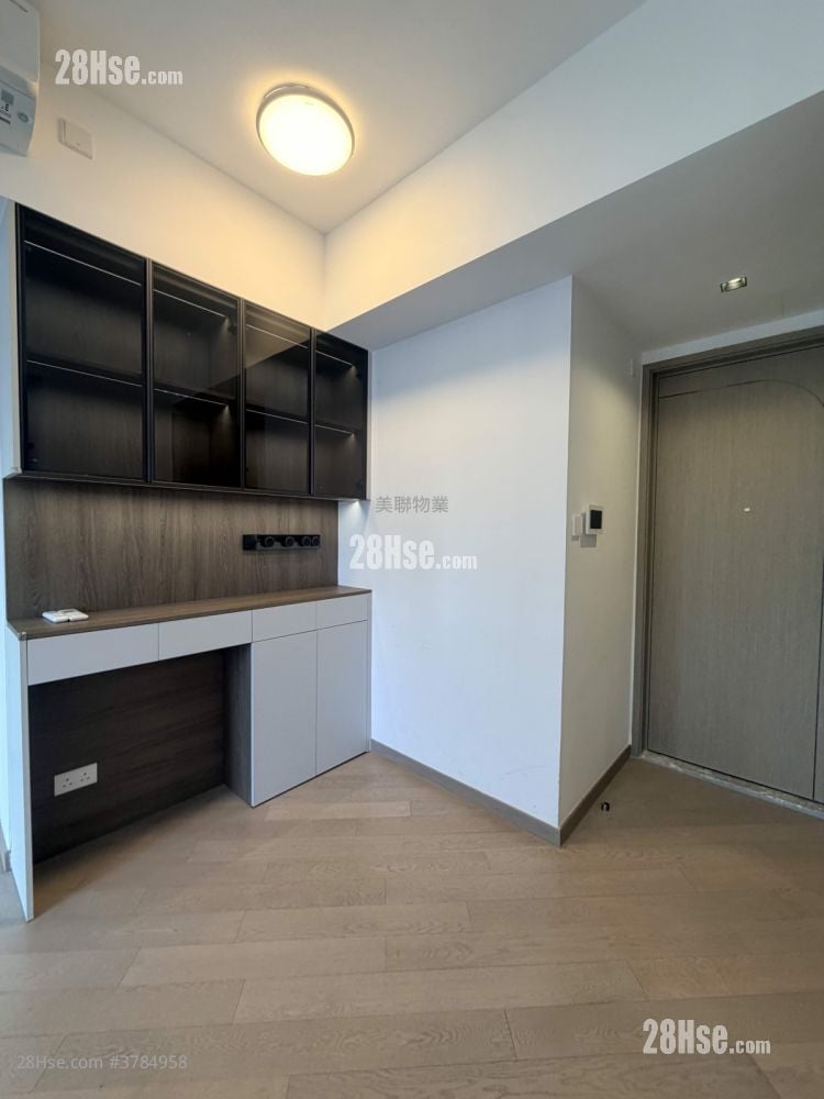 Upper River Bank Sell 2 Bedrooms , 1 Bathroom 585 ft²