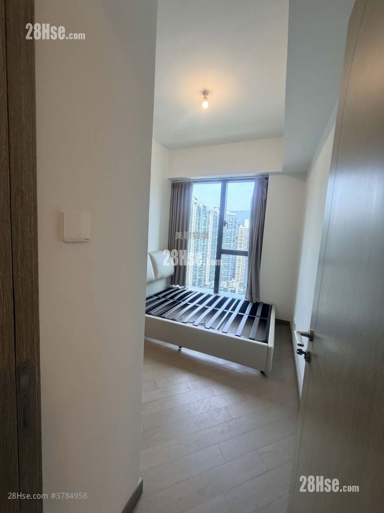 Upper River Bank Sell 2 Bedrooms , 1 Bathroom 585 ft²