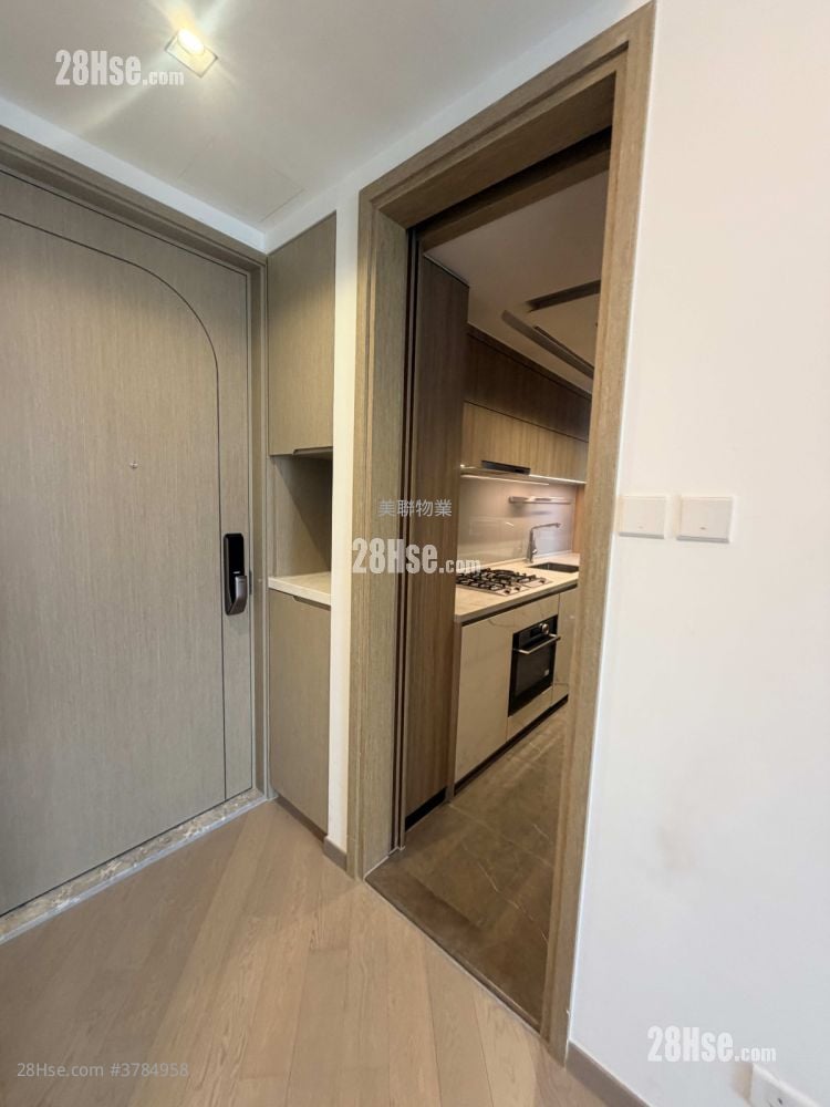 Upper River Bank Sell 2 Bedrooms , 1 Bathroom 585 ft²