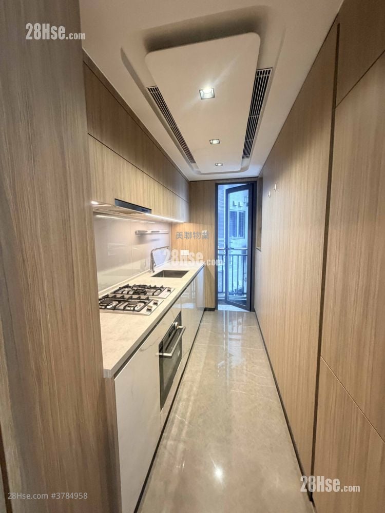 Upper River Bank Sell 2 Bedrooms , 1 Bathroom 585 ft²