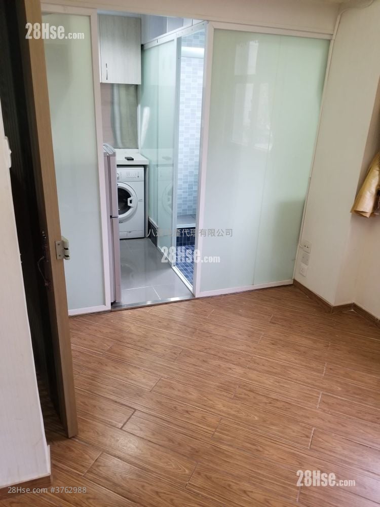 Pat Chun Mansion Sell 1 Bedroom , 1 Bathroom 246 ft²