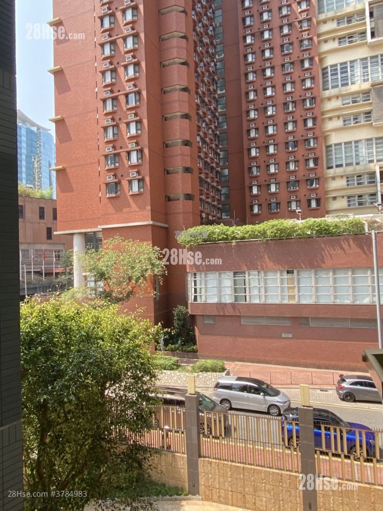 海滨南岸 售盘 3 房 , 2 浴室 589 平方尺