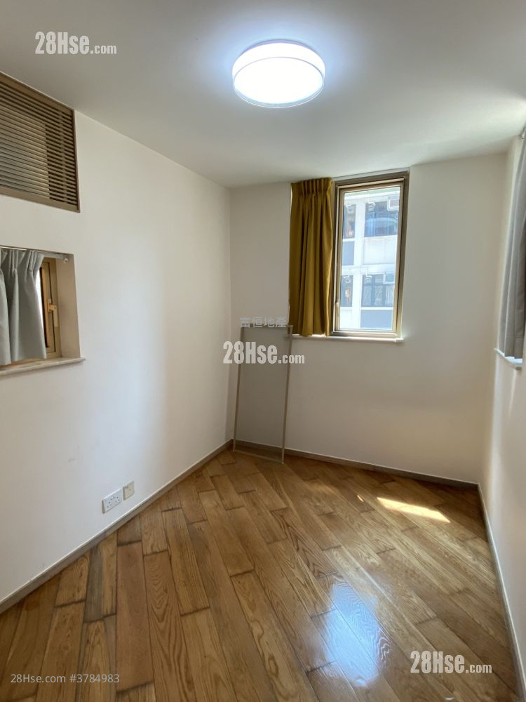 海滨南岸 售盘 3 房 , 2 浴室 589 平方尺