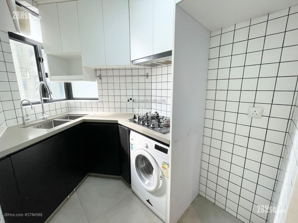 蓝天海岸 售盘 1 房 , 1 浴室 561 平方尺