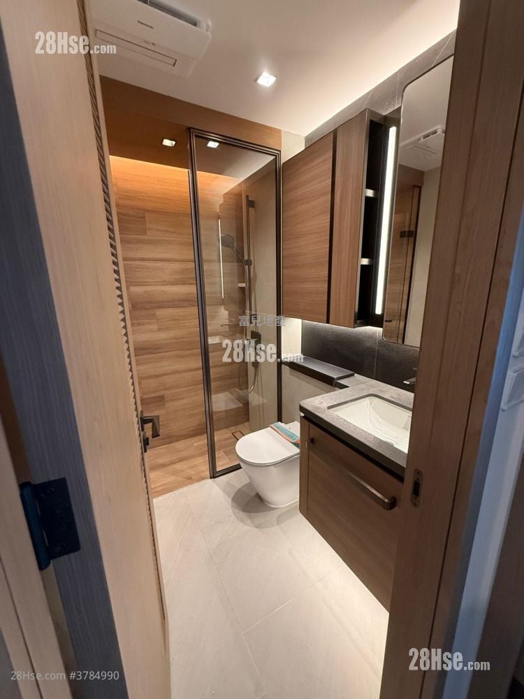 Onmantin Rental 2 Bedrooms 521 ft²