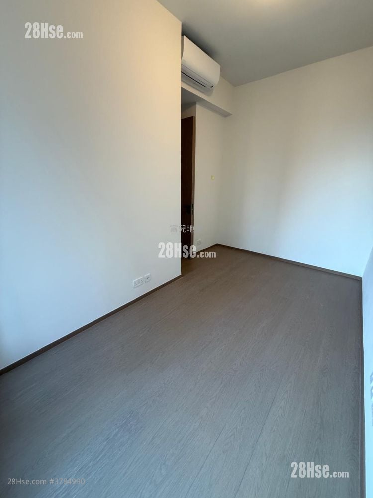 Onmantin Rental 2 Bedrooms 521 ft²
