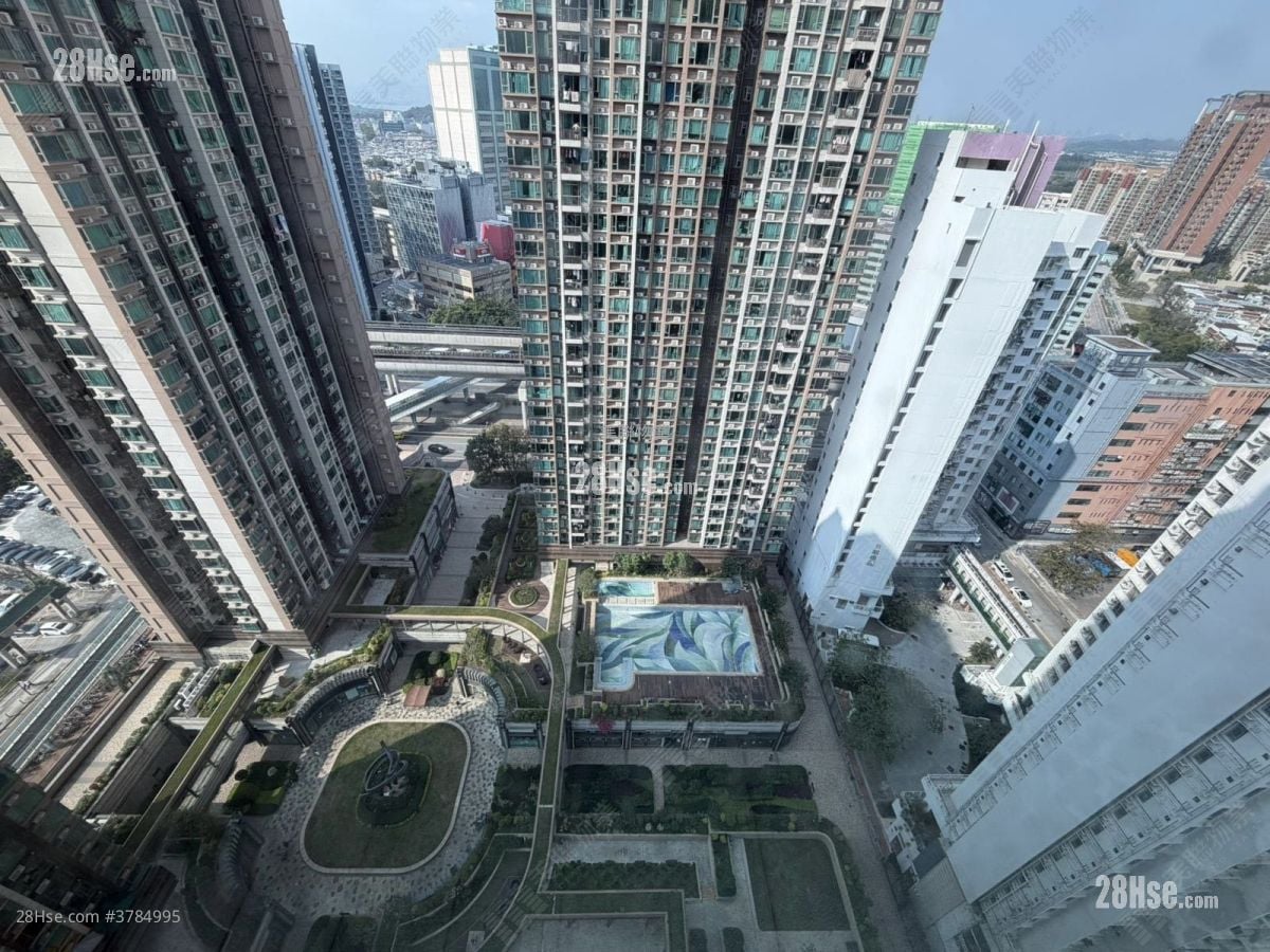 Yuccie Square Sell 2 Bedrooms , 1 Bathroom 428 ft²