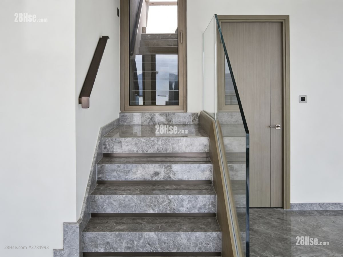 Pano Harbour Sell 4 Bedrooms 2,729 ft²