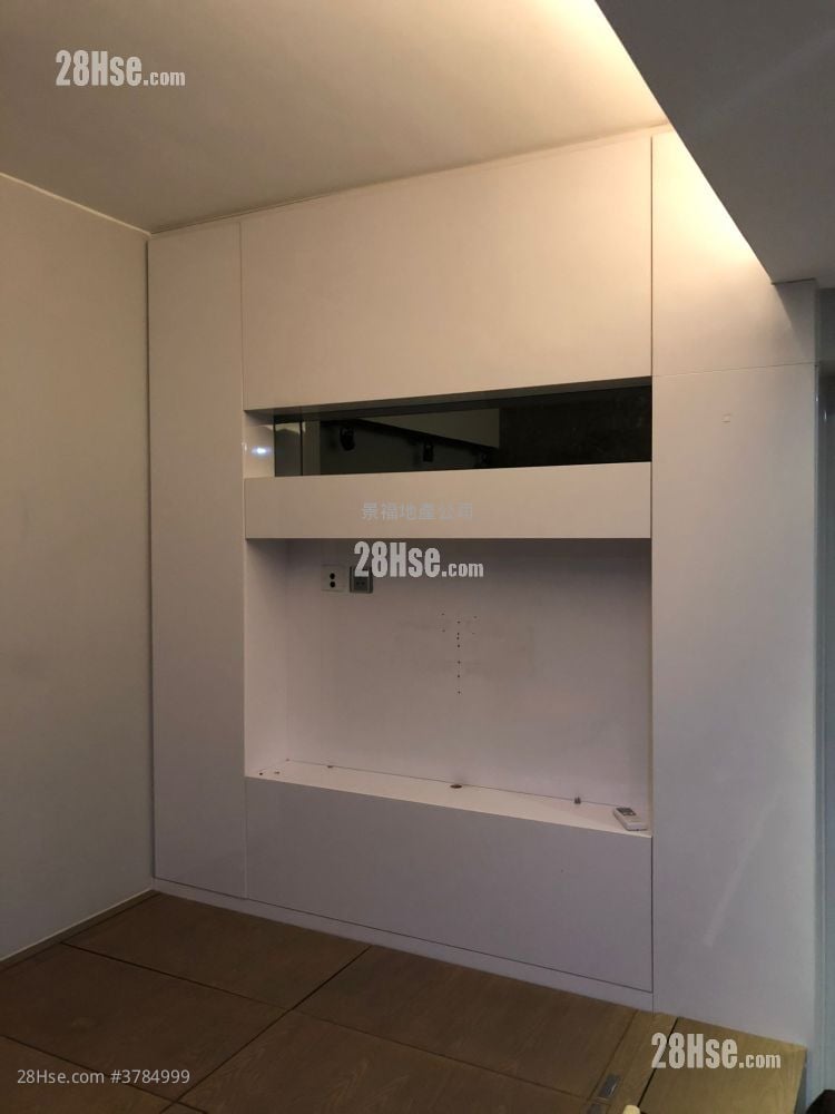 Kam Shing Building Sell 2 Bedrooms , 1 Bathroom 353 ft²