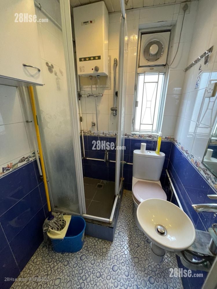 Fortuna Building Rental 2 Bedrooms , 1 Bathroom 258 ft²