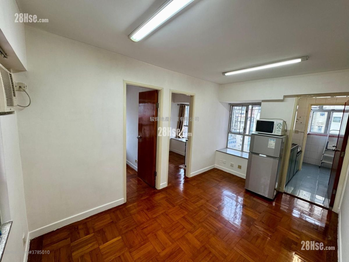 长华大厦 租盘 2 房 , 1 浴室 300 平方尺