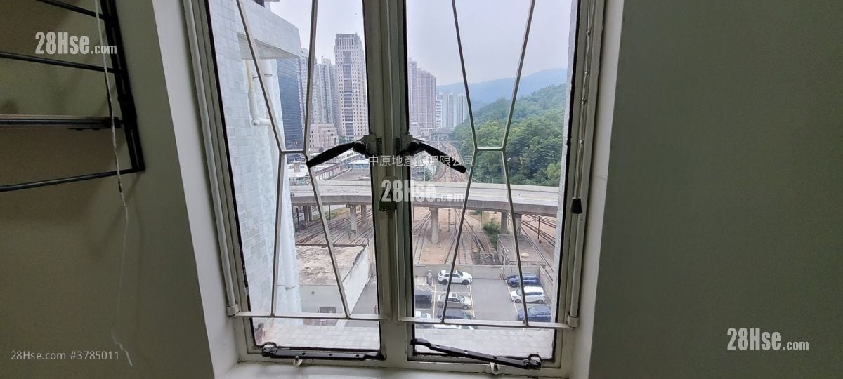 绿杨新邨 租盘 2 房 , 1 浴室 445 平方尺