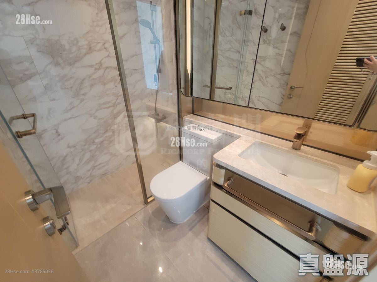 Grand Victoria Sell 1 Bedroom , 1 Bathroom 328 ft²