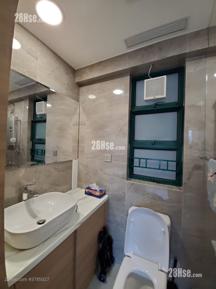 Grand Del Sol Sell 573 ft²