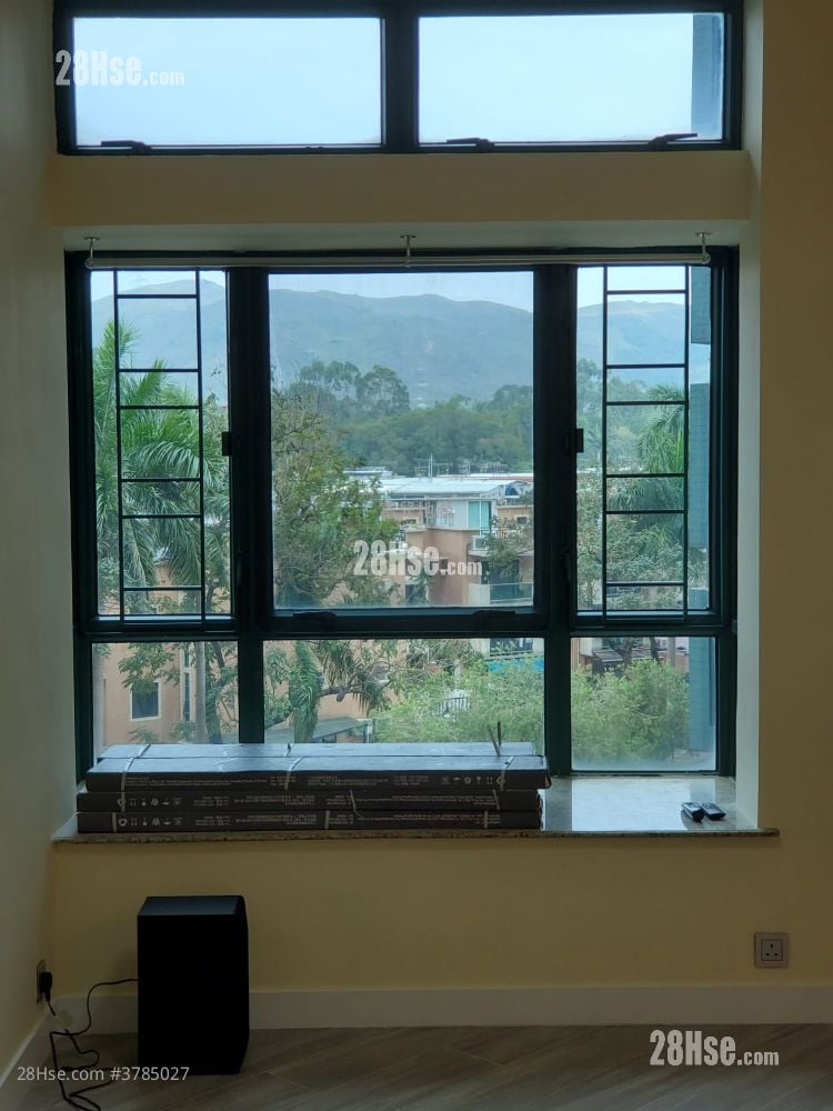 Grand Del Sol Sell 573 ft²