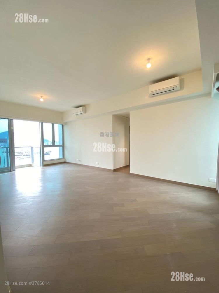 Cullinan West Sell 4 Bedrooms , 4 Bathrooms 1,513 ft²