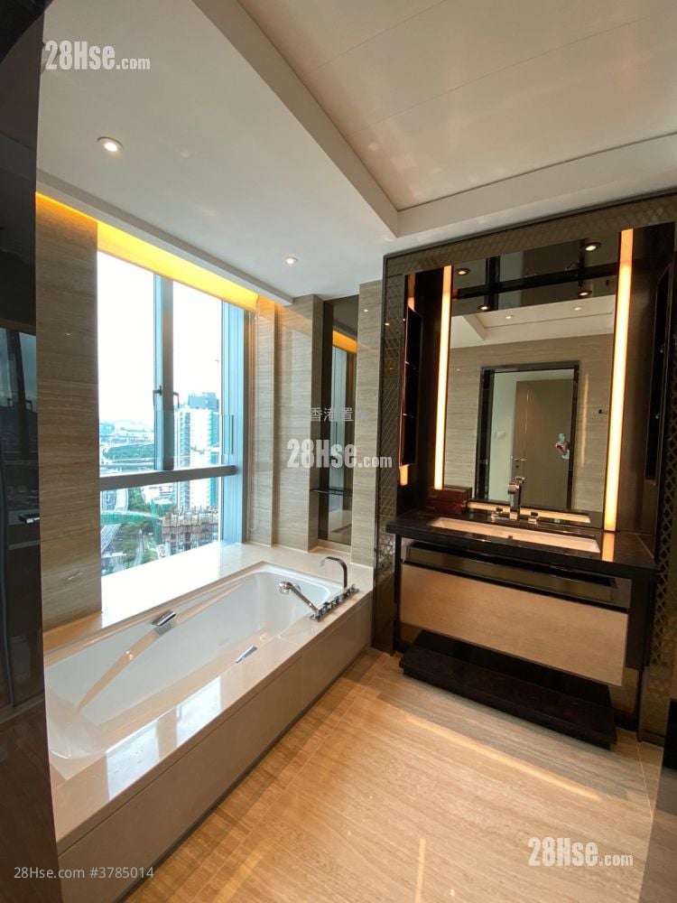 Cullinan West Sell 4 Bedrooms , 4 Bathrooms 1,513 ft²