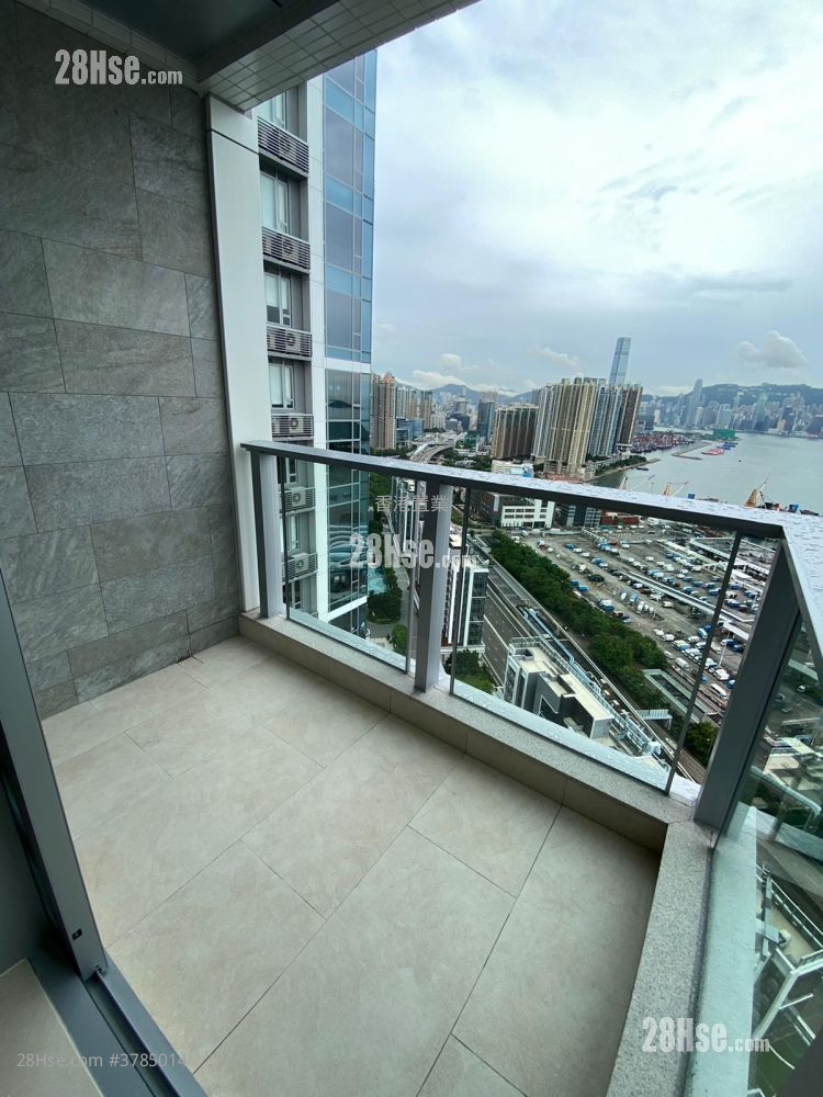 Cullinan West Sell 4 Bedrooms , 4 Bathrooms 1,513 ft²