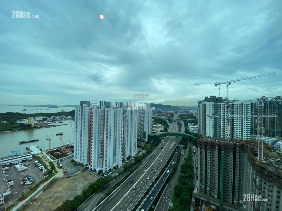 Cullinan West Sell 4 Bedrooms , 4 Bathrooms 1,513 ft²