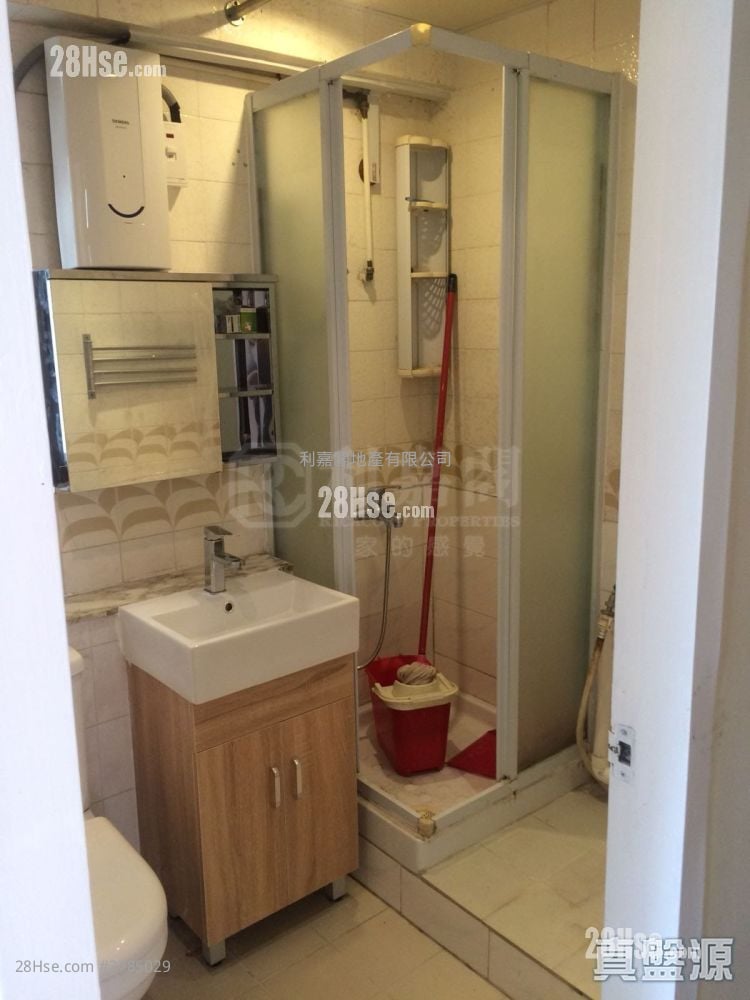 富泽花园 售盘 3 房 , 2 浴室 652 平方尺