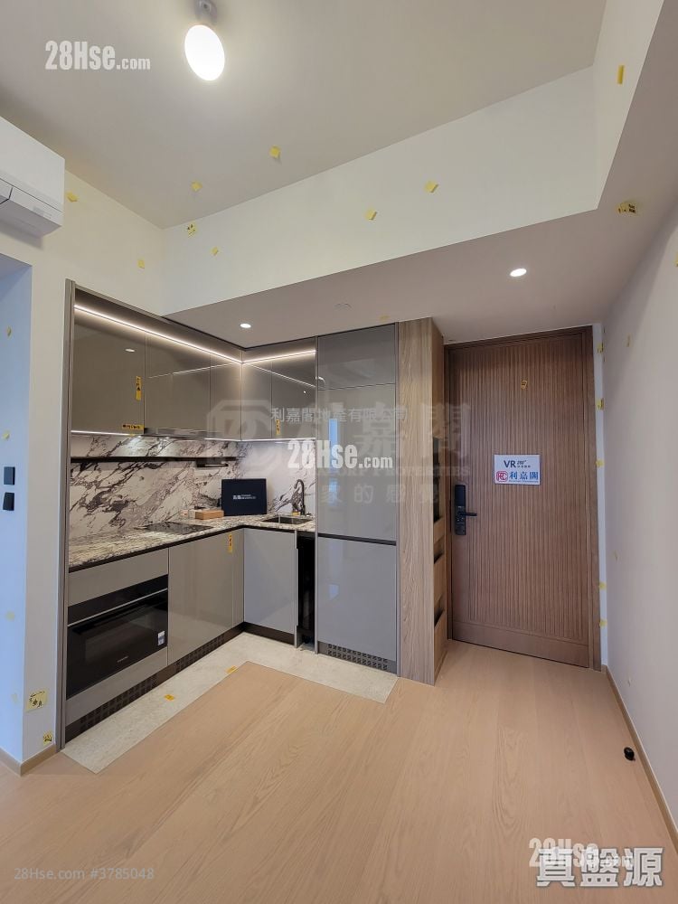 Topside Residence Rental 1 Bedroom , 1 Bathroom 278 ft²